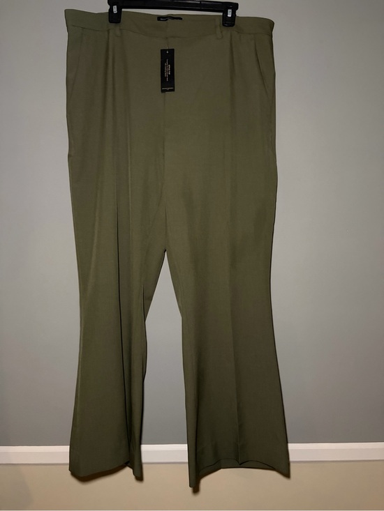 Banana Republic Pants - Banana Republic Sculpted Cropped Bootcut Pant 16 Long NWT Olive Green Stretch